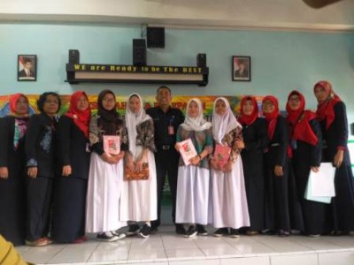 Penghargaan nilai tertinggi di tiap mapel