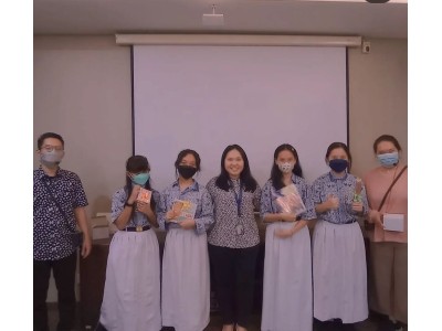 Kunjungan ke lembaga Alkitab Indosatcare