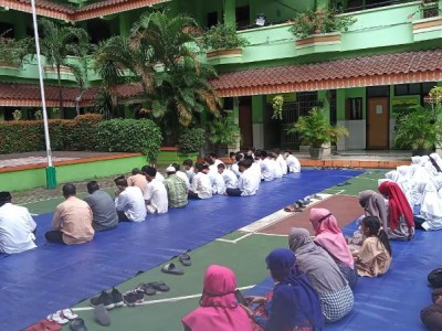 Santunan anak yatim piatu (lintas agama) 27 April 2022 1443H