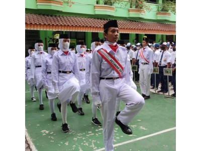upacara hari pahlawan