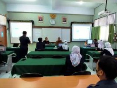 Monitoring Dinas Pendidikan pelaksanan US TA 2021/2022
