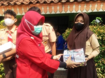 Classmeet-Pembagian Hadiah
