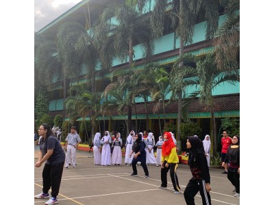 Atlit putri HUT PGRI 