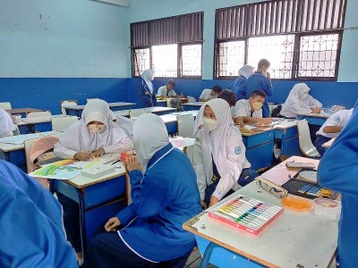 Classmeeting-Melukis