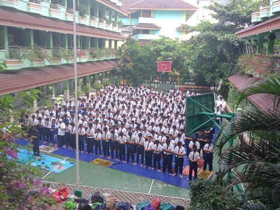 Shalat Dzuhur Berjamaah